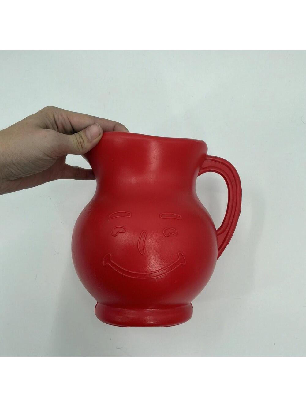 Kool-Aid Red Juice Drink Vintage 2 Quart Pitcher